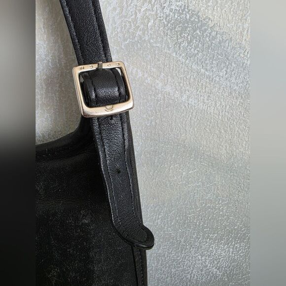 Vintage Coach Hippie Flap Bag Black 9134 12.5x10 Sling - Picture 16 of 16